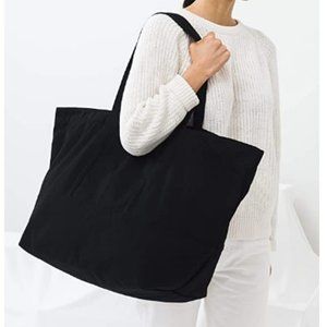 BAGGU Women's Weekend Bag, Roomy and Durable Canva